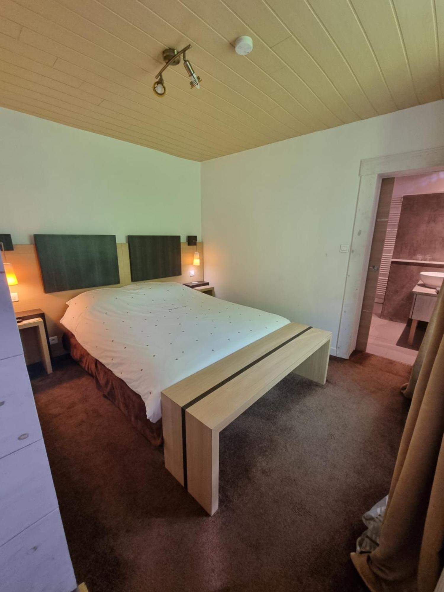 Les Grands Frenes Bed & Breakfast Plaine-de-Walsch Phòng bức ảnh