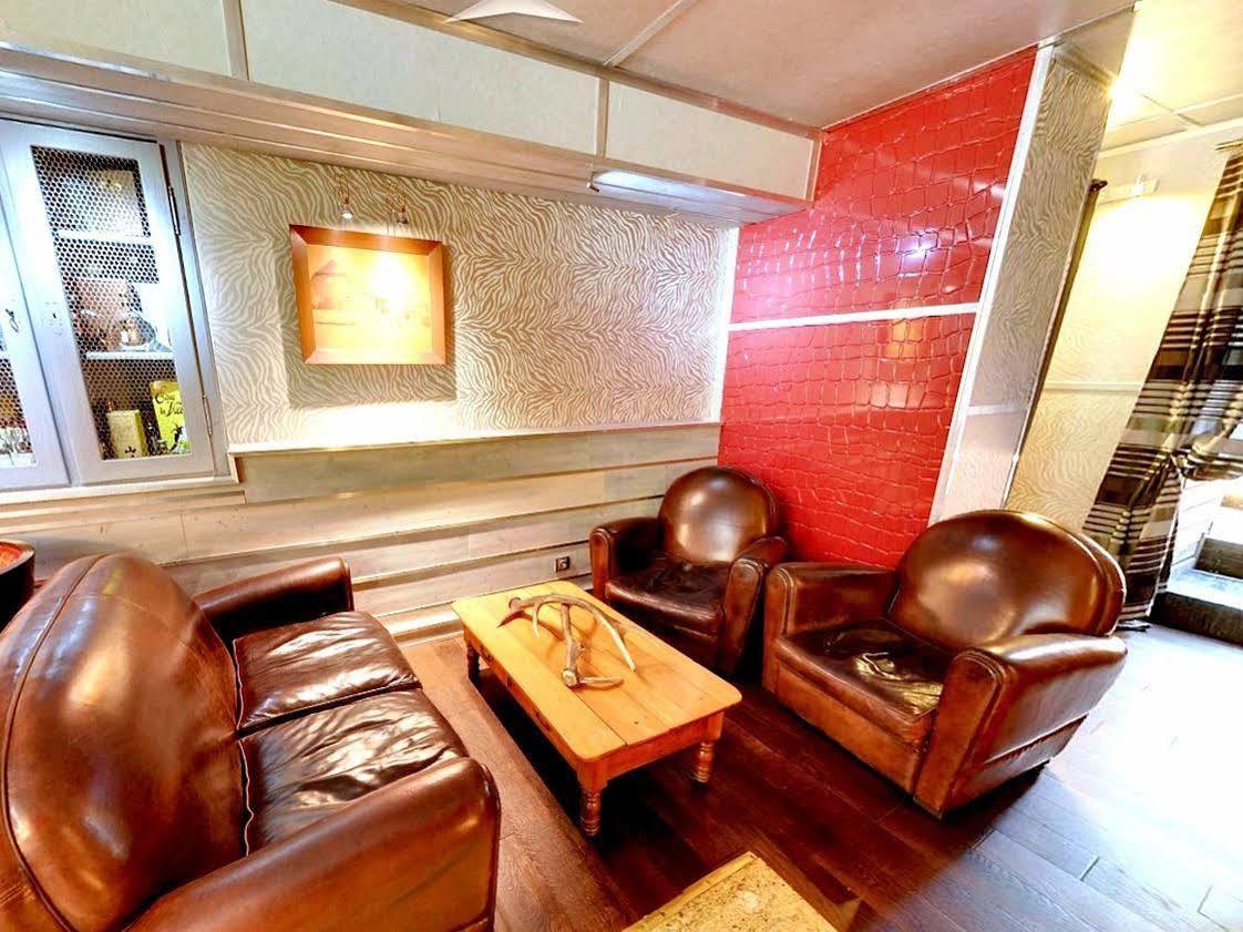 Les Grands Frenes Bed & Breakfast Plaine-de-Walsch Ngoại thất bức ảnh