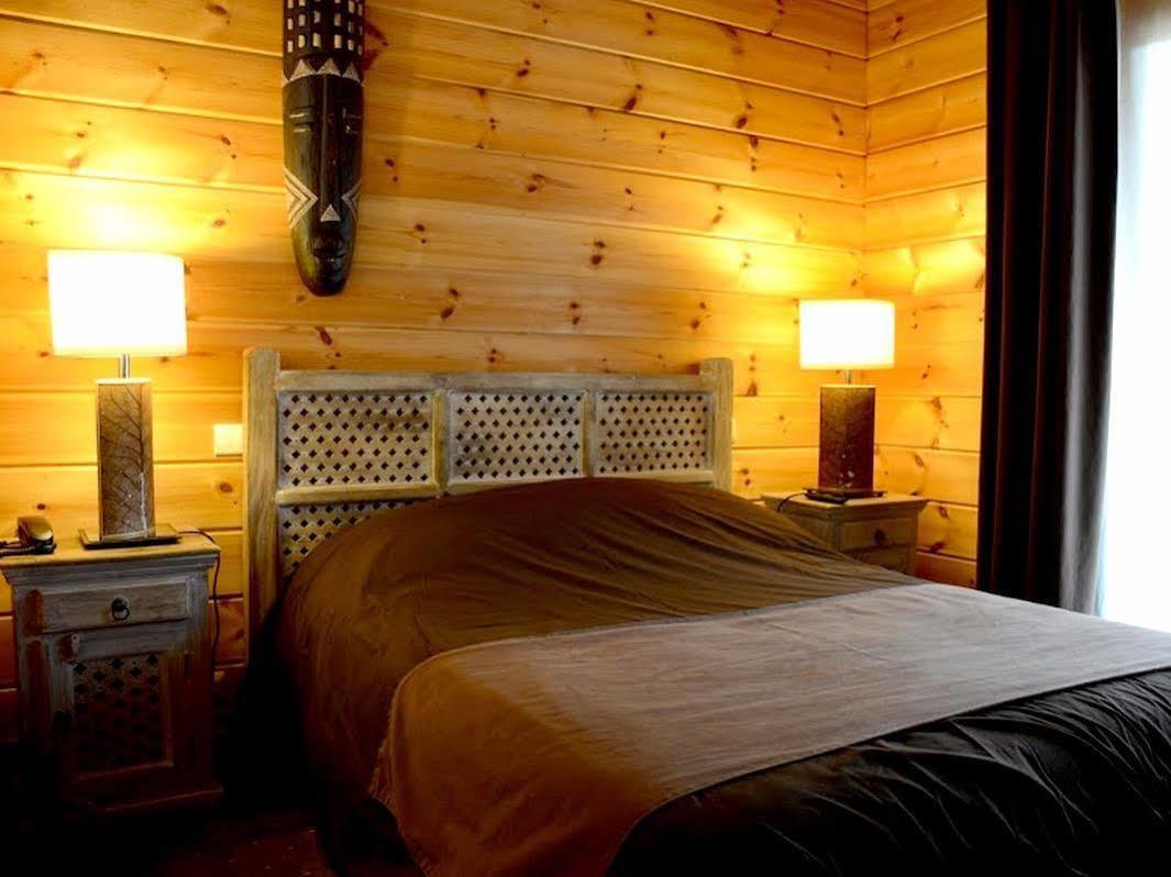 Les Grands Frenes Bed & Breakfast Plaine-de-Walsch Ngoại thất bức ảnh
