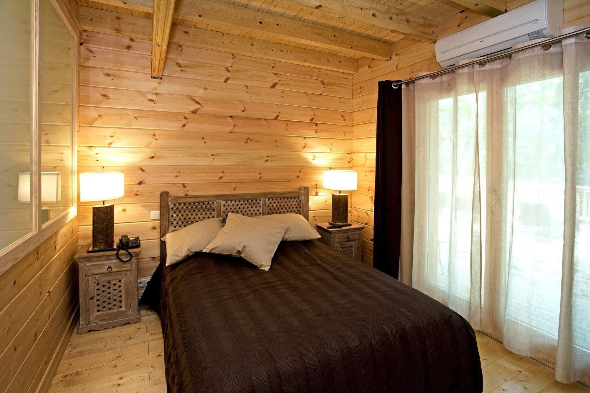 Les Grands Frenes Bed & Breakfast Plaine-de-Walsch Ngoại thất bức ảnh